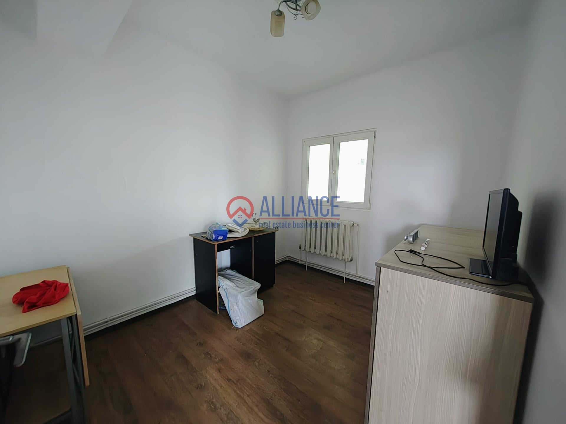 De inchiriat -Palas Constanta - service auto, spatiu depozitare, birouri - foto 9