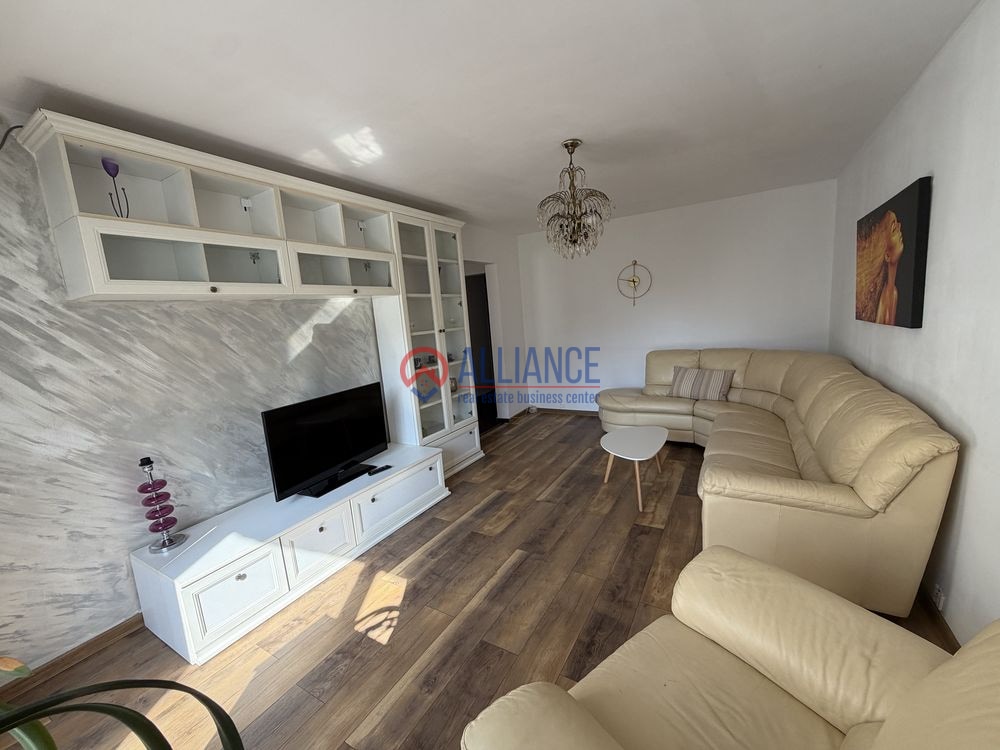 Inchiriez ap 3camere 82mp, Dacia - Imagine principala