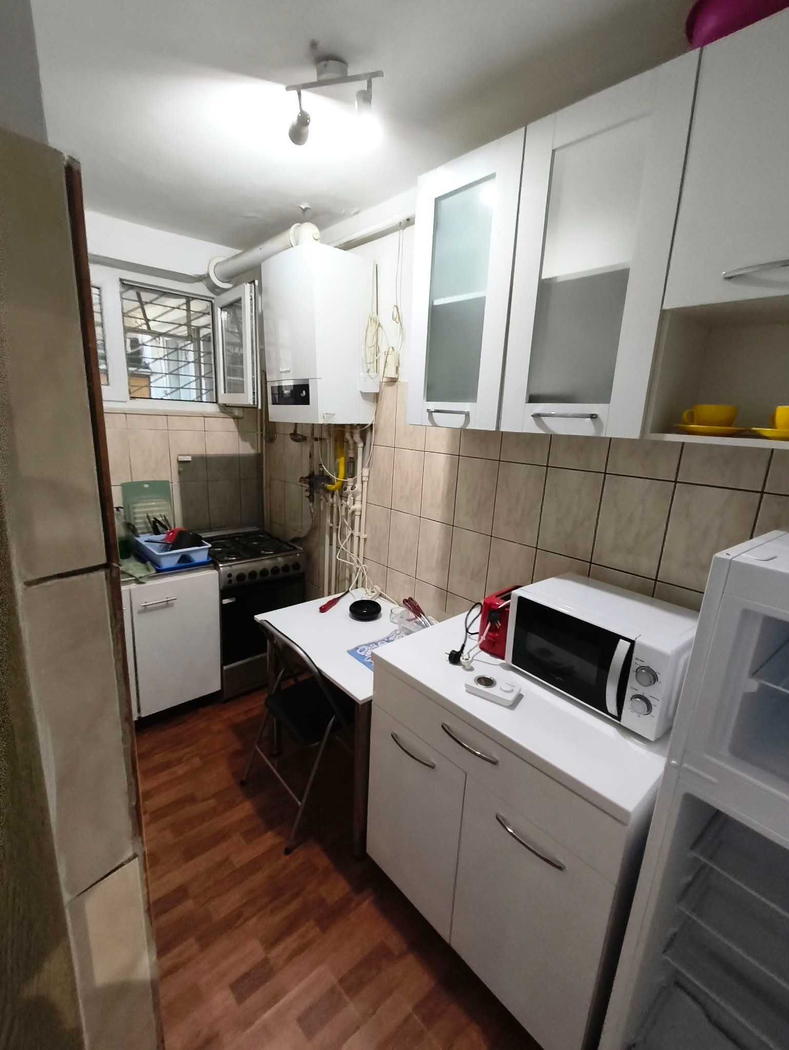Închiriez apartament/Tomis Nord/380 e - foto 6