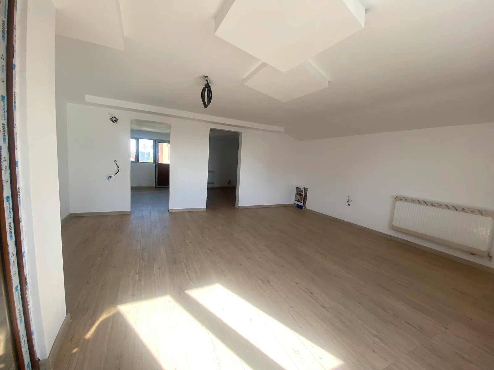 VALU LUI TRAIAN(COD 07) -Casa P+M 5 camere cu teren de 300 mp - foto 17