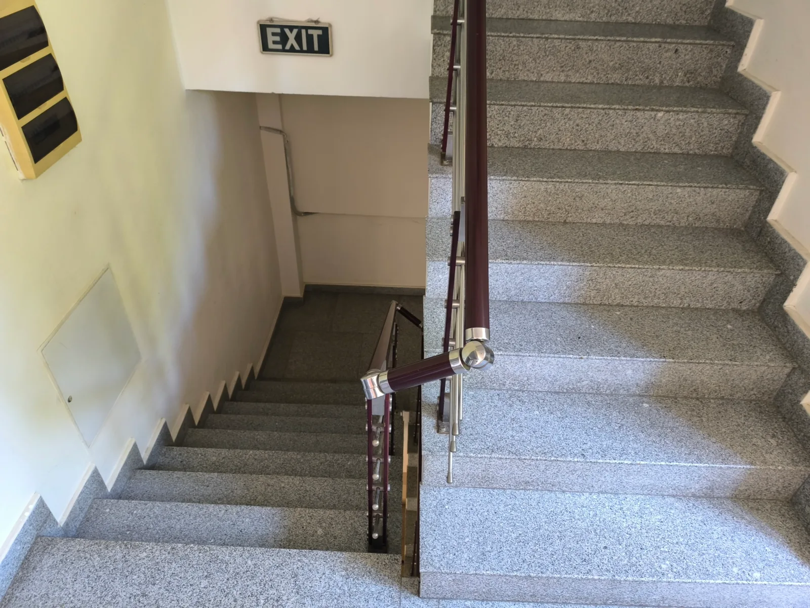 CENTRU TOMIS MALL - Birouri mobilate si cu cheltuieli incluse ! - foto 8