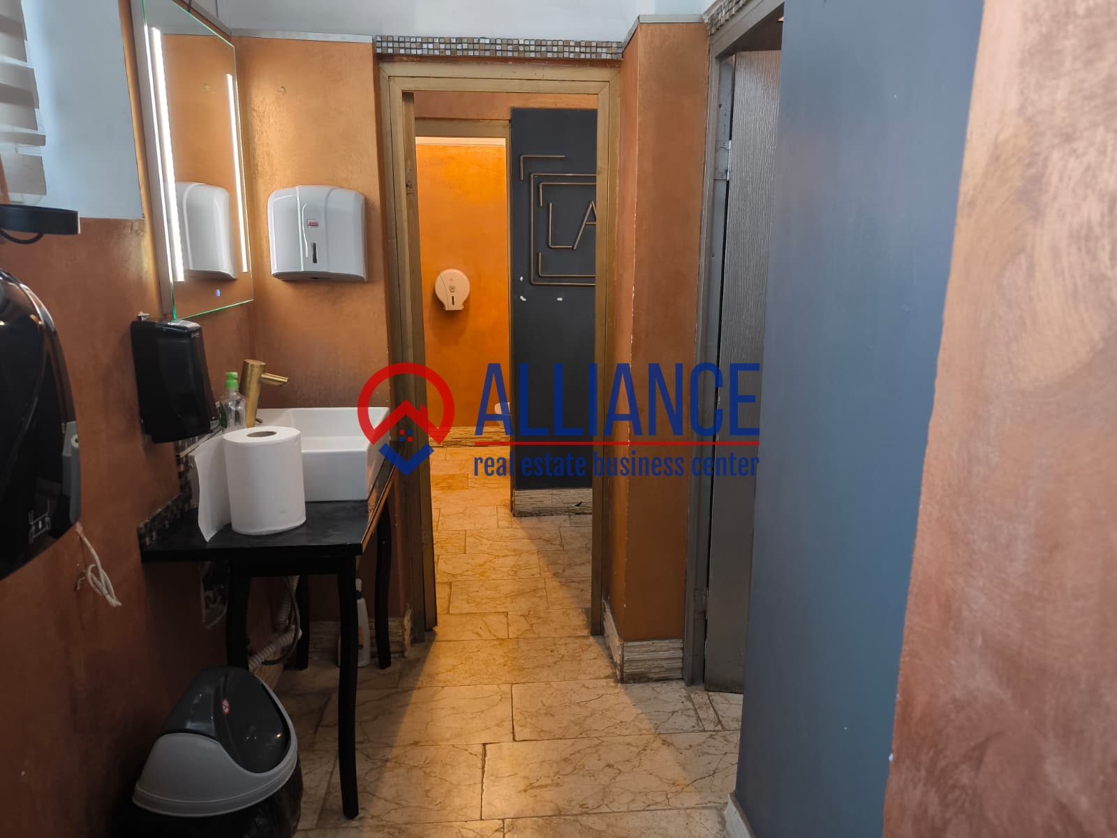 MANGALIA Pret Redus, spatiu comercial ultracentral! - foto 13