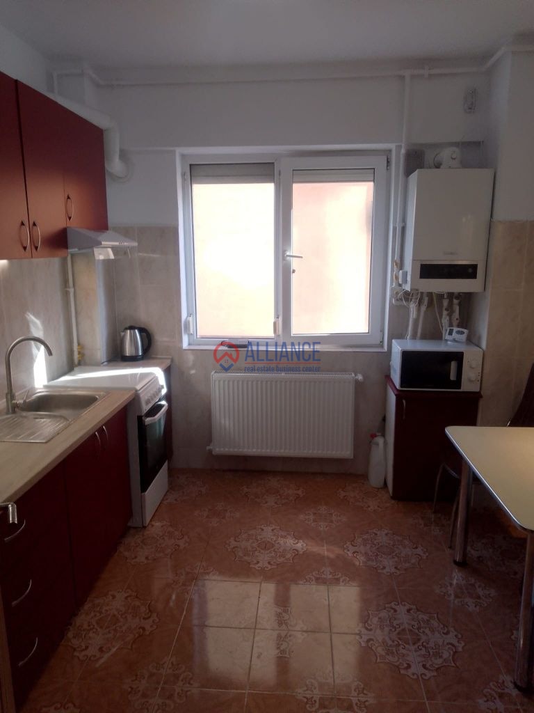 Închiriez apartament 2 cam Energia - foto 5