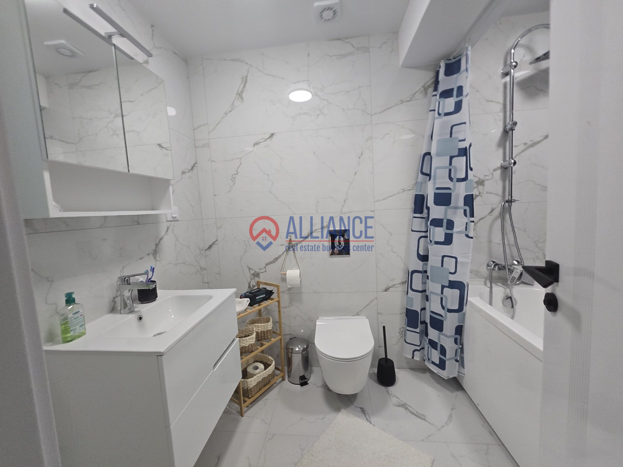 Apartament nou 3 camere de închiriat| Energia| Loc parcare - foto 6