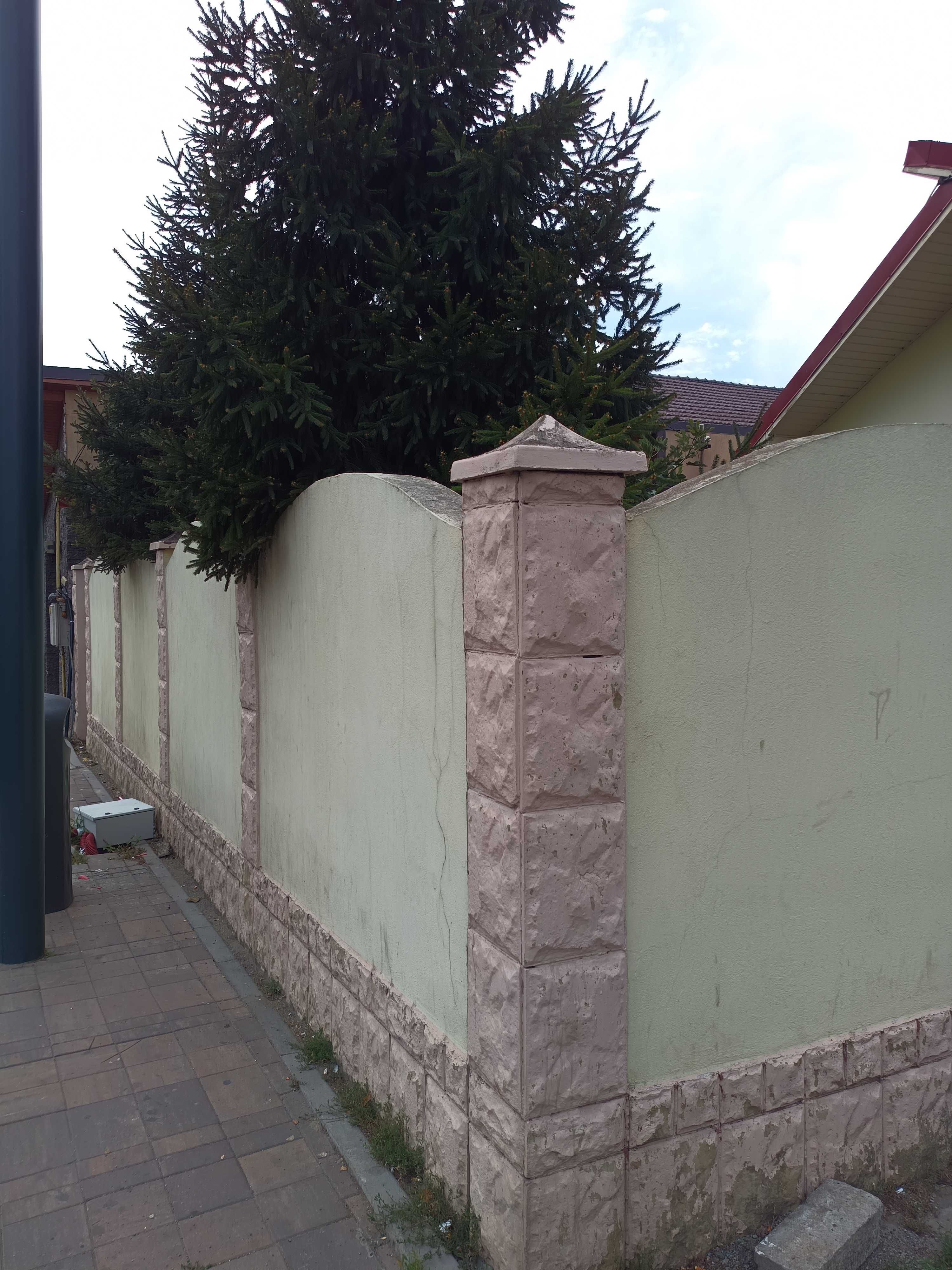 Km 5 – casă cu 3 camere, curte pavată și garaj separat - foto 2