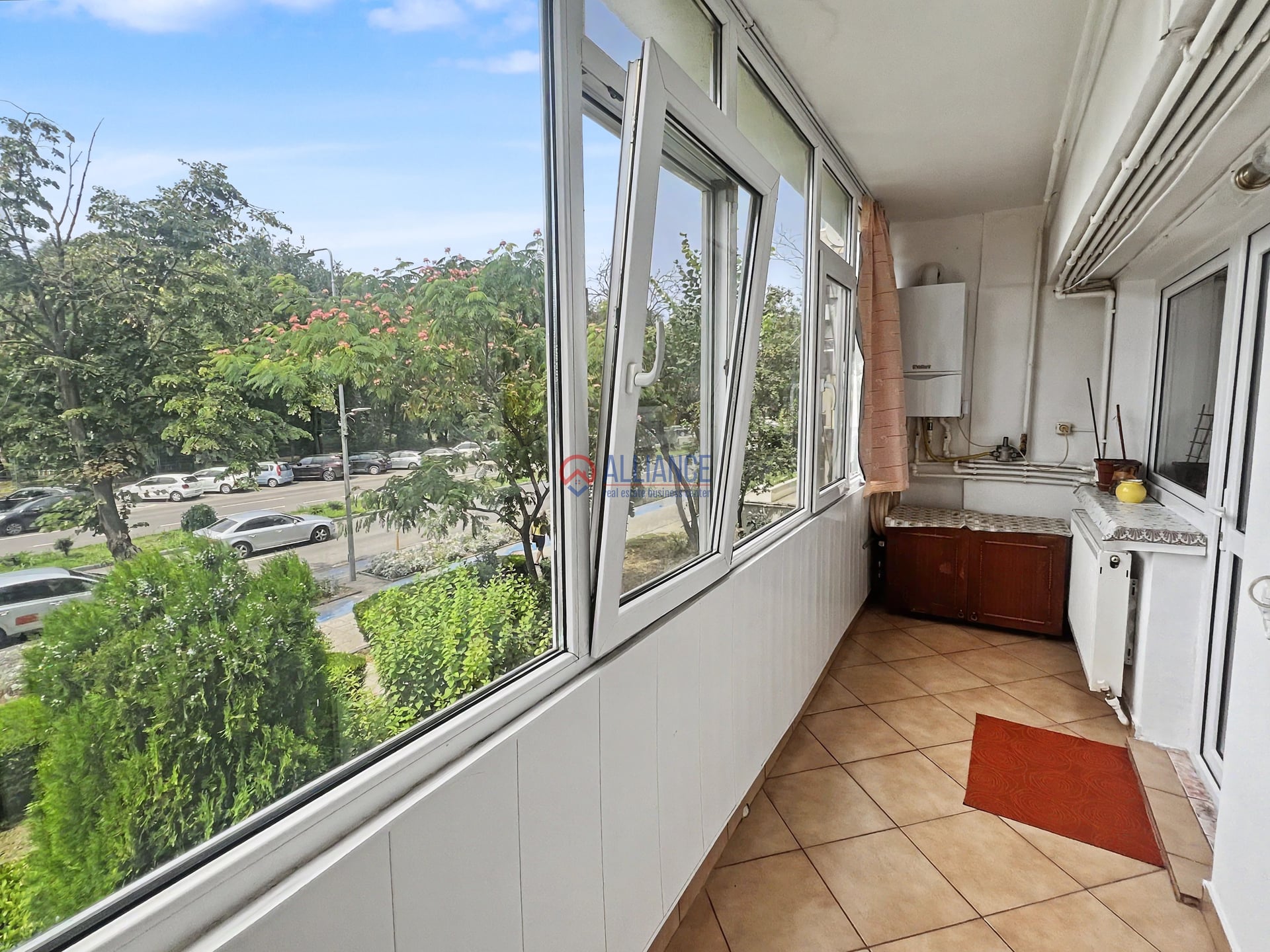 Delfinariu  - | 3 camere decomandate, vedere la parc | - foto 18
