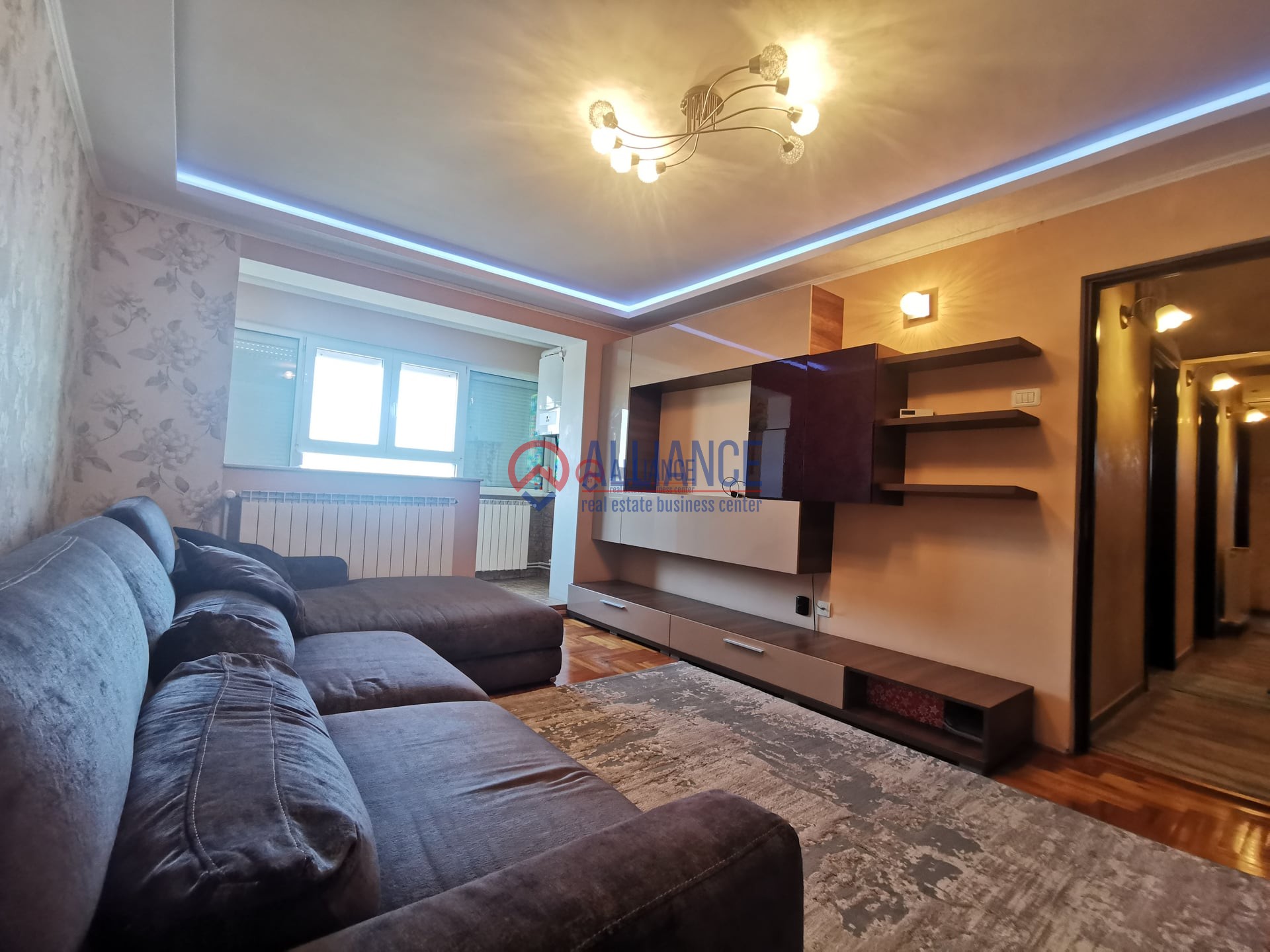 Apartament 3 camere decomandat | Vedere spre lac | Tomis Nord – Piața Cireșica | - Imagine principala