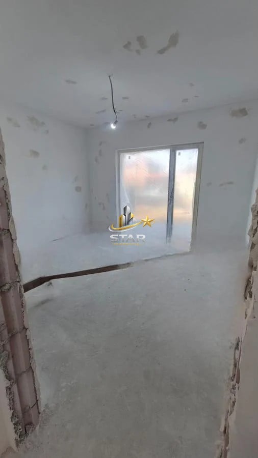 Casă cu 4 camere în Prelungirea ghencea cu 400mp teren - foto 5