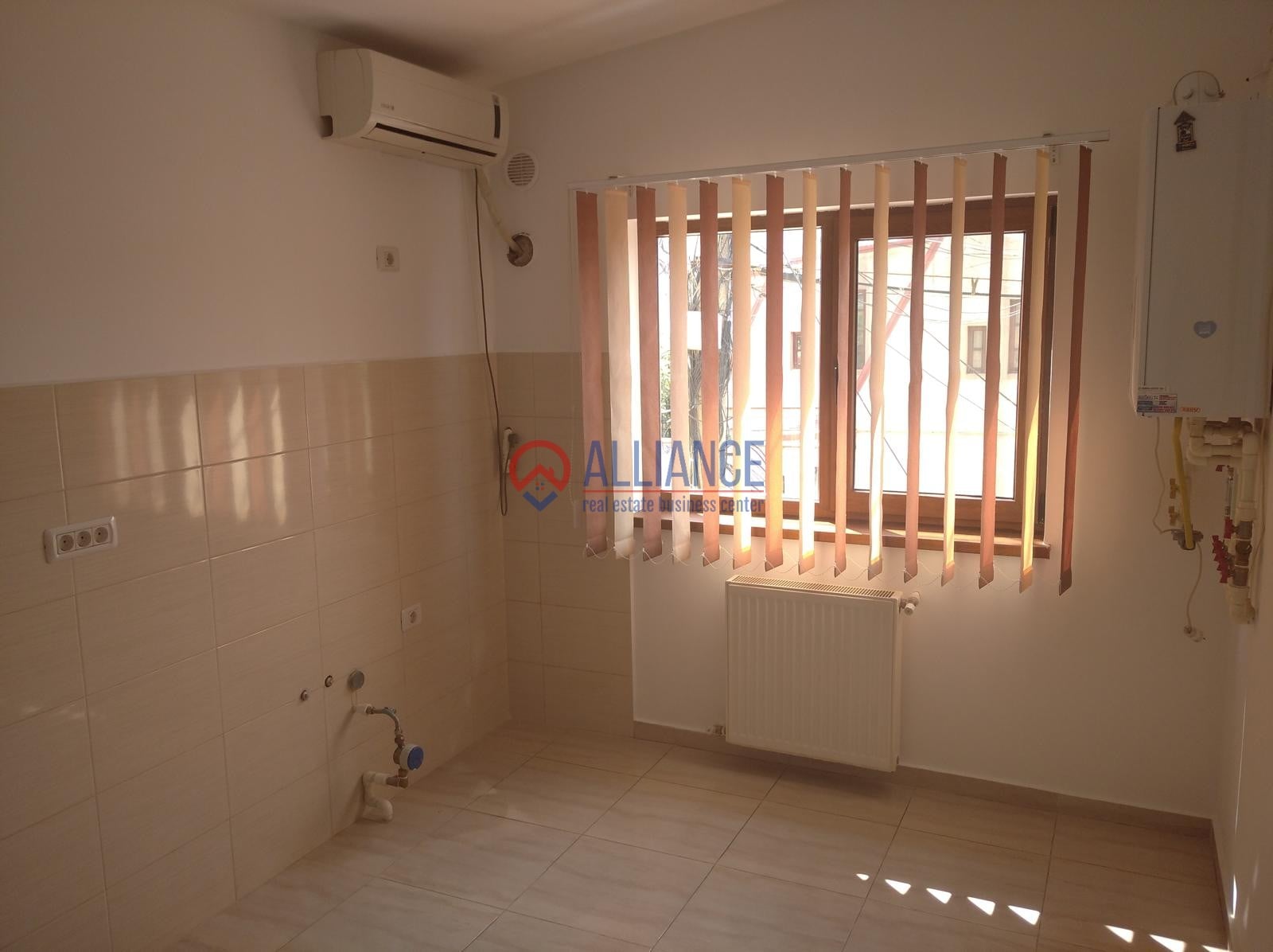 Birou 3 camere, Coiciu, 53.8 mp, renovat 2023 - foto 4