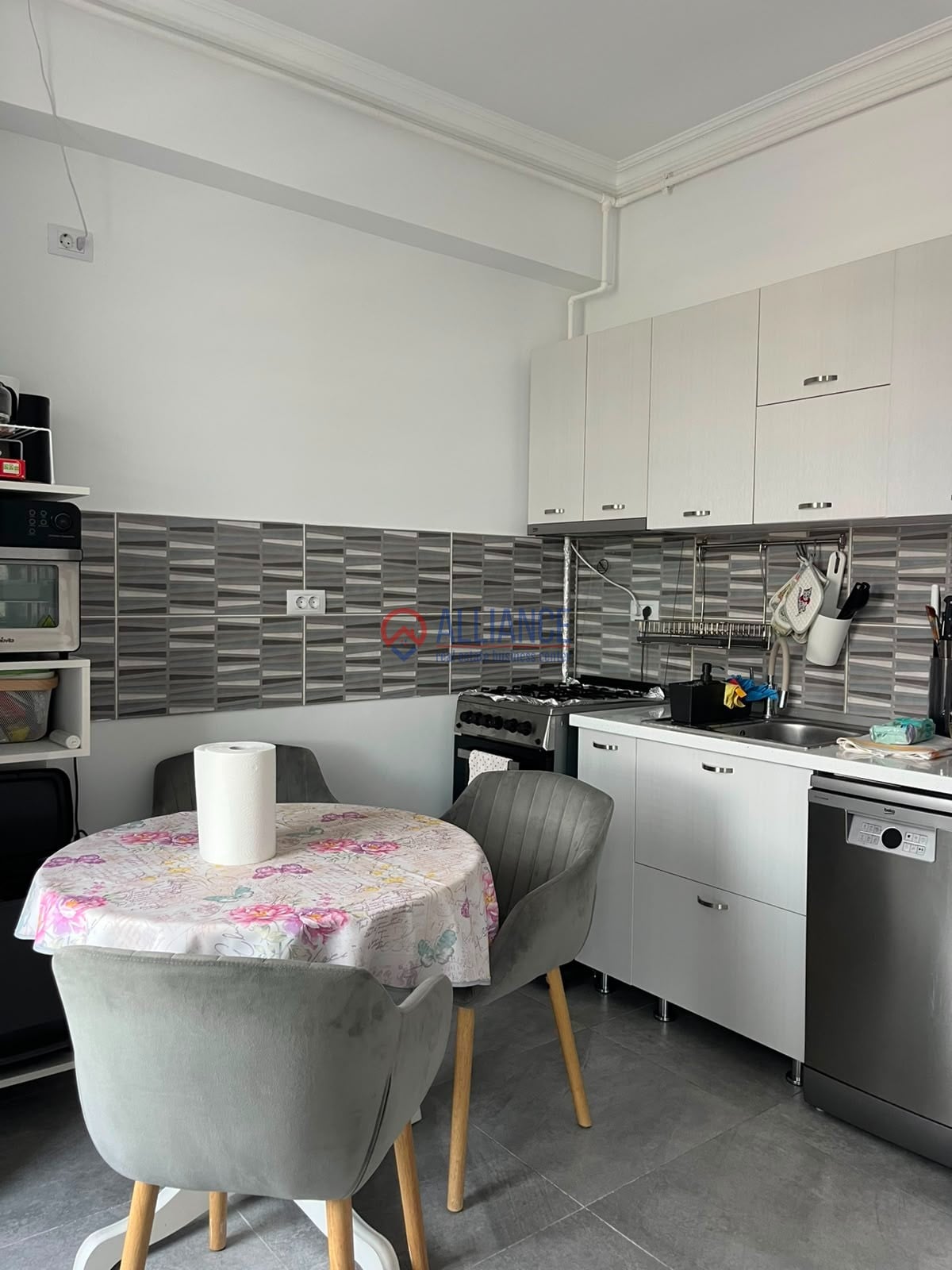 apartament modern cu 2 camere, situat în zona Sabroso - foto 4