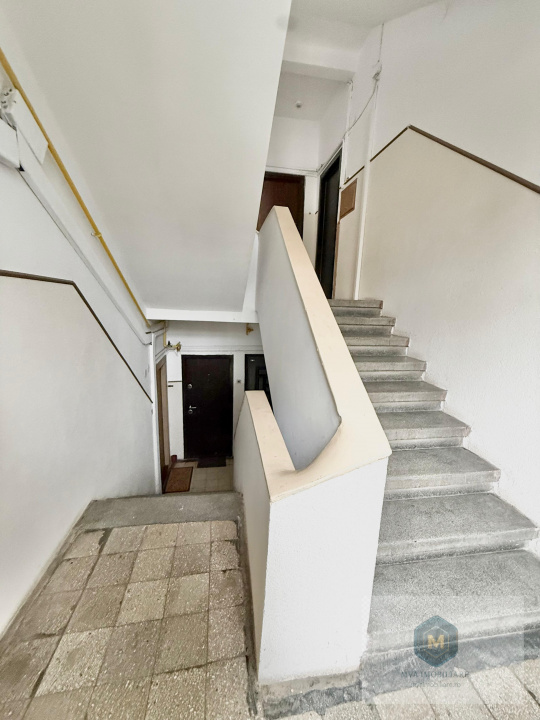 Metrou Lujerului - ap. 3 camere - necesita renovare completa - foto 16