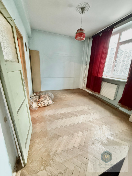 Metrou Lujerului - ap. 3 camere - necesita renovare completa - foto 12