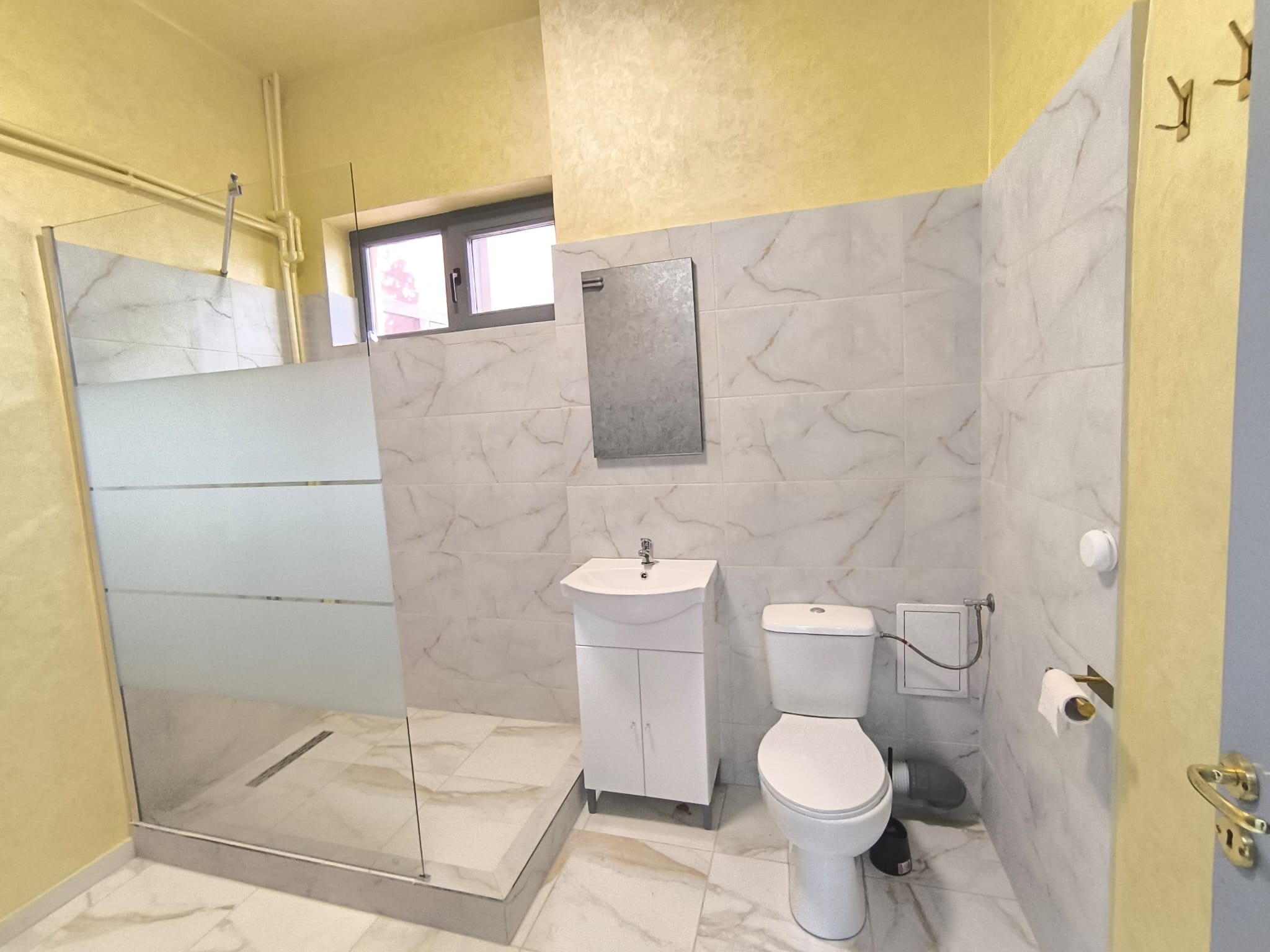 Capitol Bulevardul Mamaia Vila D+2E+M - foto 18