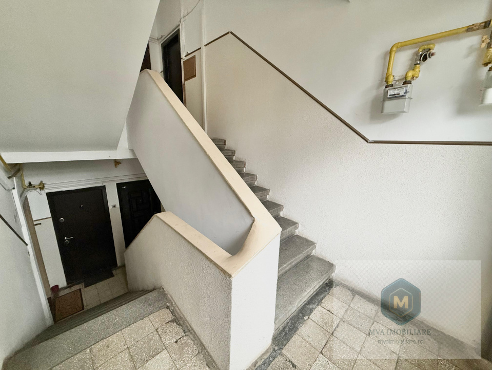 Metrou Lujerului - ap. 3 camere - necesita renovare completa - foto 17